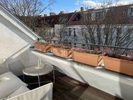 Dachgeschosswohnung mit Dachterrasse und Loggia - Berlin
