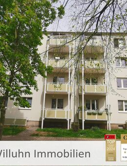 Renovierte 3-Raum-Wohnung mit Balkon und Tageslicht-Wannenbad - Merseburg