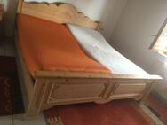 Fichte - Doppelbett- in Landhausstil -2.10 m - Rot (See)