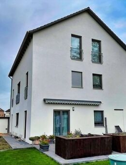 Sarstedt: Neuwertige KFW 55-Wohnung im EG mit Terrasse und Keller - Sarstedt