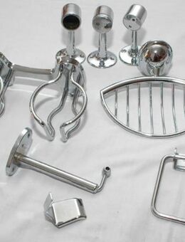 Badbeschläge, Seifenablage, Becherhalter, Topahalter usw., Messing vernickelt - Flensburg