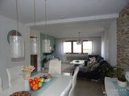 Schöne, neu renovierte Doppelhaushälfte in guter Lage, mit überdachter Terrasse - Gingen (Fils)