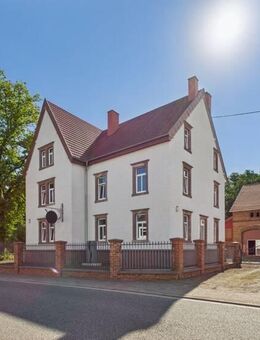 NALBACH: VILLA / BÜROGEBÄUDE AUF 30 AR! - Nalbach