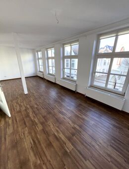Exklusives Wohnhighlight für Altstadtliebhaber: Traumhafte 3-Zimmer-Wohnung in Hafennähe - Leer (Ostfriesland)