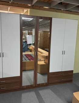 Kleiderschrank ( 6311 ) - Heidenheim (Brenz)