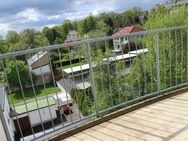 Heimkommen und Wohlfühlen - Moderner Bodenbelag - 2 Bäder - 2 Balkone - 2 Stellplätze - Chemnitz