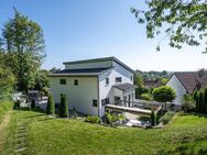 AIGNER - Einfamilienhaus mit Einliegerwohnung und traumhaftem Alpenpanorama in Wartenberg - Wartenberg (Bayern)
