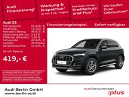 Audi Q5, advanced 40 TDI quattro, Jahr 2024 - Berlin