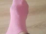 Pinke Socken zu verkaufen - Waiblingen