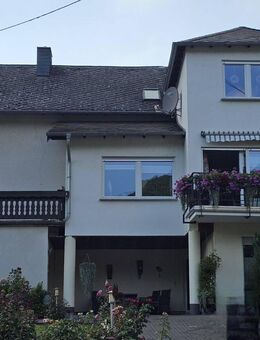 Löf: Urlaubsfeeling inklusive! Tolle Mosellage mit viel Platz - Löf