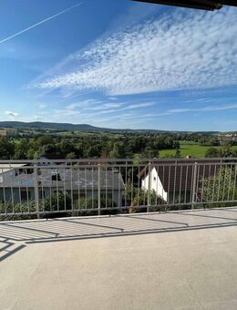 **Großzügiges renoviertes Einfamilienwohnhaus mit schönem Fernblick in attraktiver Wohnlage** - Gelnhausen