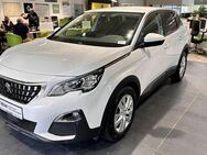 Peugeot 3008, 130 Active, Jahr 2019 - Dresden