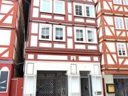 Gepflegtes Wohn- und Geschäftshaus in Toplage am Marktplatz in Homberg Efze - Homberg (Efze)