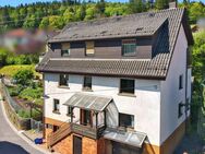 Dachgeschosswohnung mit Terrasse und Gartenanteil - sofort bezugsfrei! - Wilhelmsfeld