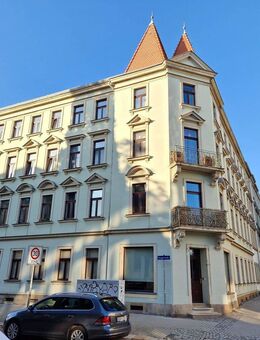 Schicke 3.RW. im 1.OG. mit Laminatb., Wanne, Gäste-WC, Abstellr., Aufzug, u.v.m. in DD.-Trachau zu vermieten! - Dresden