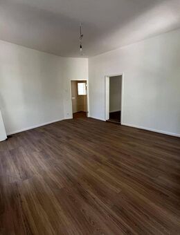 Sanierte 4 Zimmer Wohnung in Essen - Steele - Essen