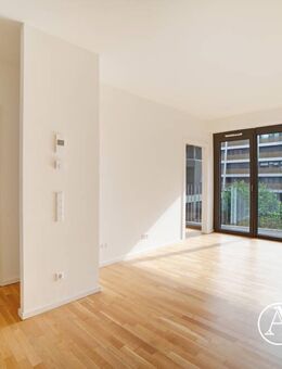 Ruhige 2 Zimmer Wohnung ca. 41m², EBK, Fußbodenheizung und Balkon mit Gartenblick in Berlin-Mitte! - Berlin