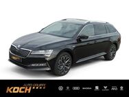 Skoda Superb, 2.0 TDI Combi PANODACH, Jahr 2022 - Öhringen