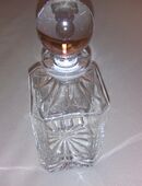 Formschöne, elegante Whisky-Karaffe in 24534