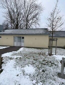 Näher am Plöner See ist kaum möglich: Voll sanierte Ferienwohnung für die Langzeitvermietung! - Dersau