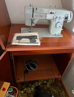 Nähmaschinen im Schrank - Walkenried