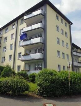 Sehr schöne 3-Zimmer-Wohnung mit Balkon und Aufzug - Lüdenscheid