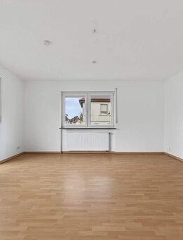 4,5 Zimmer-Wohlfühl-Zuhause für Familien: Lichtdurchflutet, Balkon, Terrasse & Garten - Karlsruhe