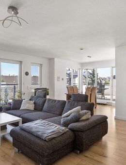 Exklusives Penthouse mit Skylineblick - Aufzug direkt in die Wohnung - Frankfurt (Main)