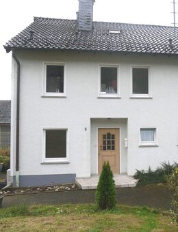 Kernsanierte Doppelhaushälfte - Engelskirchen