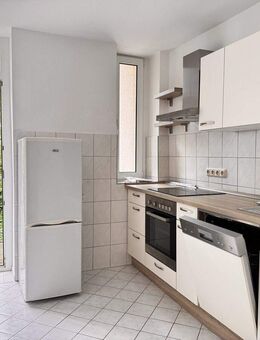 SCHNELL SEIN! SCHÖNE 2-RAUMWOHNUNG mit BALKON und EINBAUKÜCHE! - Chemnitz