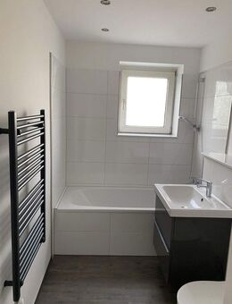 2Zimmer saniert - ideal für ein Single oder Paar - Wuppertal