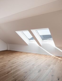 Moderne Doppelhaushälfte mit Schreinerküche, PV-Anlage und Batteriespeicher - Haimhausen