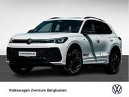 VW Tiguan 2.0 R-LINE BLACK STYLE 4X4 LEDER PANO AHK - Bergkamen