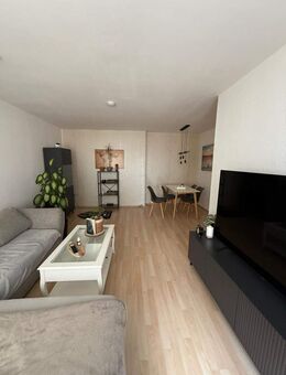 Top-gepflegte 2,5-Zimmer-Wohnung mit Balkon & Stellplatz in Bochum-Höntrop - Bochum