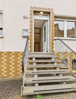 Bezugsfertiges Mittelreihenhaus möchte bewohnt werden - Schwalbach