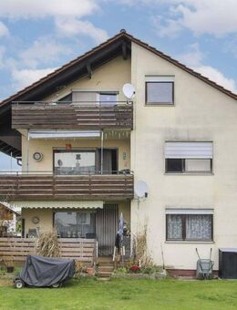 Wißgoldigen: Voll vermietetes 3-Familienhaus mit Garten und 3 Garagen - Waldstetten (Baden-Württemberg)