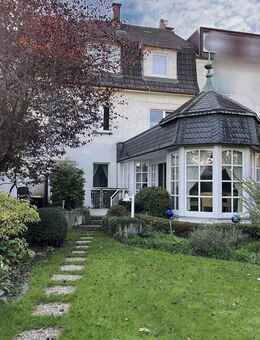 Attraktives Drei-Familien-Haus mit schönem Garten - Herten