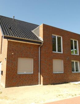 Versmold - Gut geplantes EFH, Bj. 2020, mit ELW u. Gestaltungspotenzial auf 651 m² großem Grundstück - Versmold