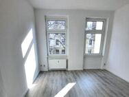 Ideal für Studenten! WG-geeignete 2- Raum Wohnung mit Balkon - Magdeburg