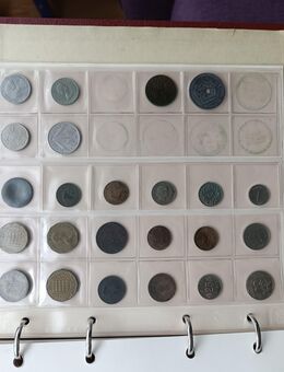 Sammlung von Münzen - Hanau (Brüder-Grimm-Stadt)