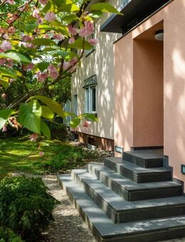 Einfamilienhaus mit ca. 384?m² Wohn-/Nutzfläche in begehrter Lage - Berlin