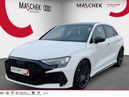 Audi RS3, 7.9 Sportback UPE 895 - FULL CARBON, Jahr 2022 - Wackersdorf