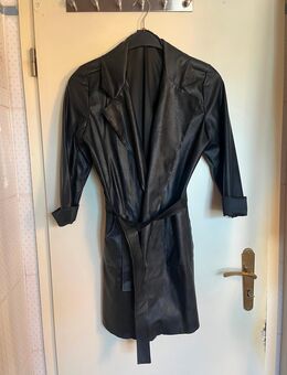 Ledermantel in schwarz - München