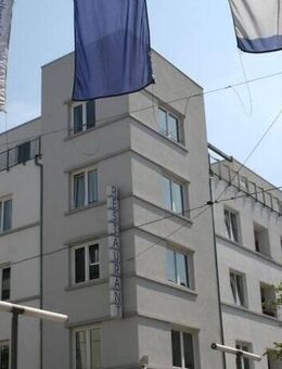 Großzügige 3 1/2 Raum Wohnung im Zentrum von Oberhausen - Oberhausen