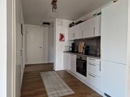 Komfort trifft Lage: 2-Zimmer-Wohnung mit Loggia, Einbauküche und Stellplätzen - Villingen-Schwenningen