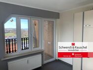 Tolle Dachgeschosswohnung mit Ausblick in Büdingen - Büdingen