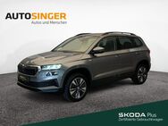 Skoda Karoq, 1.5 TSI Tour R, Jahr 2024 - Marktoberdorf