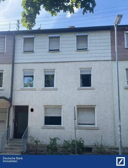 Charmantes Reihenmittelhaus mit Einliegerwohnung - Ideal für Familien mit mehreren Generationen - Ötisheim