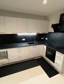 Küche Einbauküche PINO mit Geräten, neuwertig (Feb 2024) in 73431