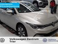 VW Golf, 1.0 VIII eTSI Move, Jahr 2024 - Trier